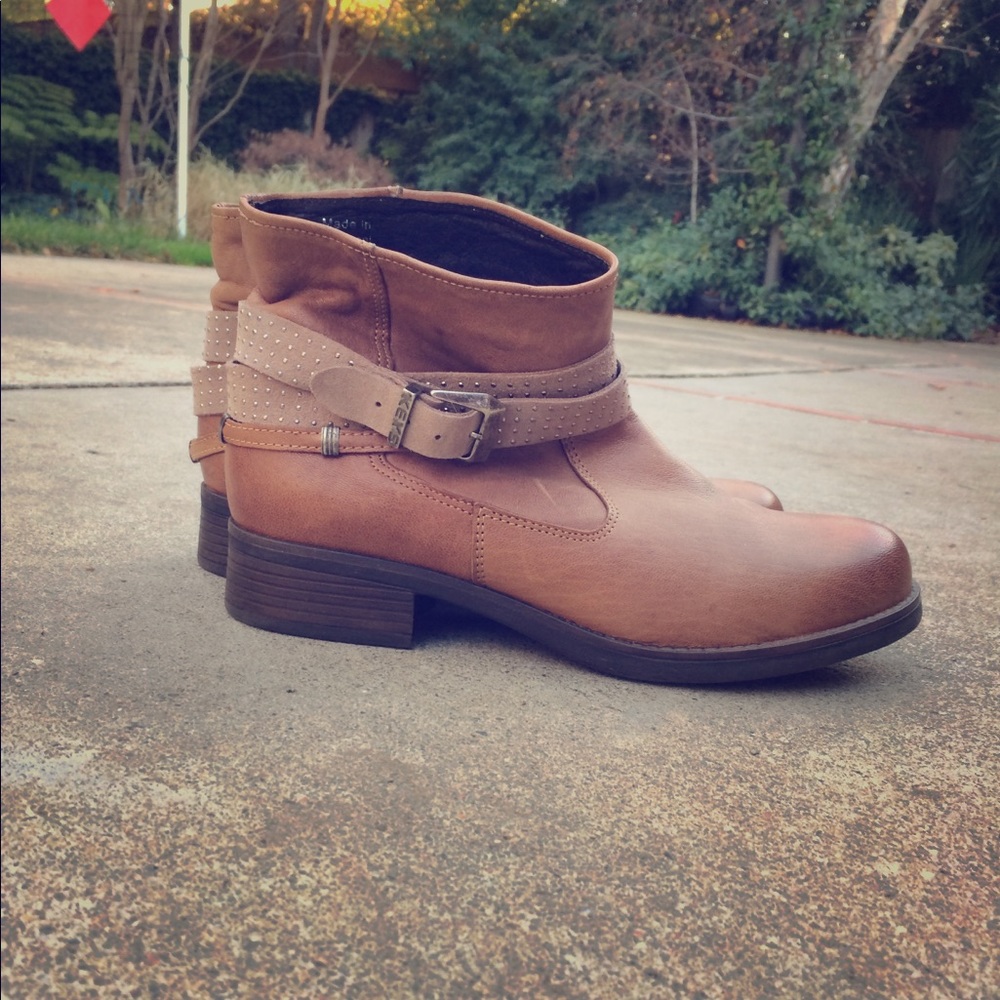 Keys Italian boots